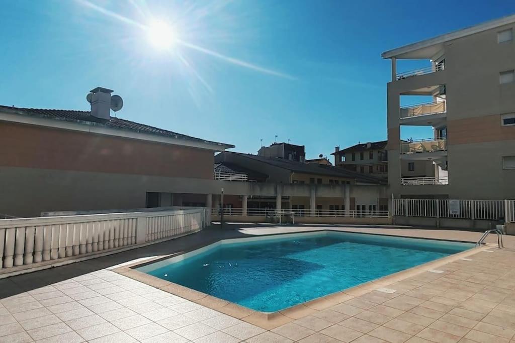 Charmant 2P, Piscine, Clim, A 5 Min De La Plage Vallauris Eksteriør bilde